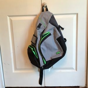 Crossbody sports bag